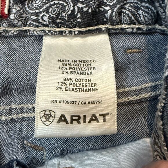 Ariat Women’s REAL Straight Leg Mid Rise Denim Jeans Size 28L Ocean Lita - Picture 6 of 10